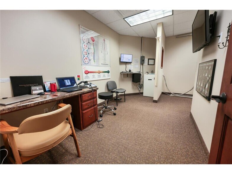 More Photos Of 32 32nd Ave S, Saint Cloud Office For Sale