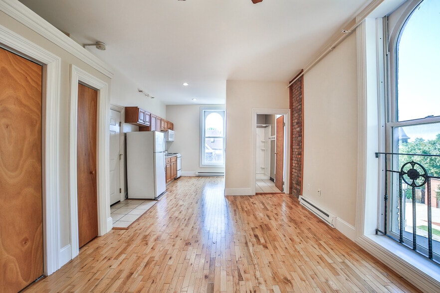 More Photos Of 176 North St, Buffalo Apartments For Sale