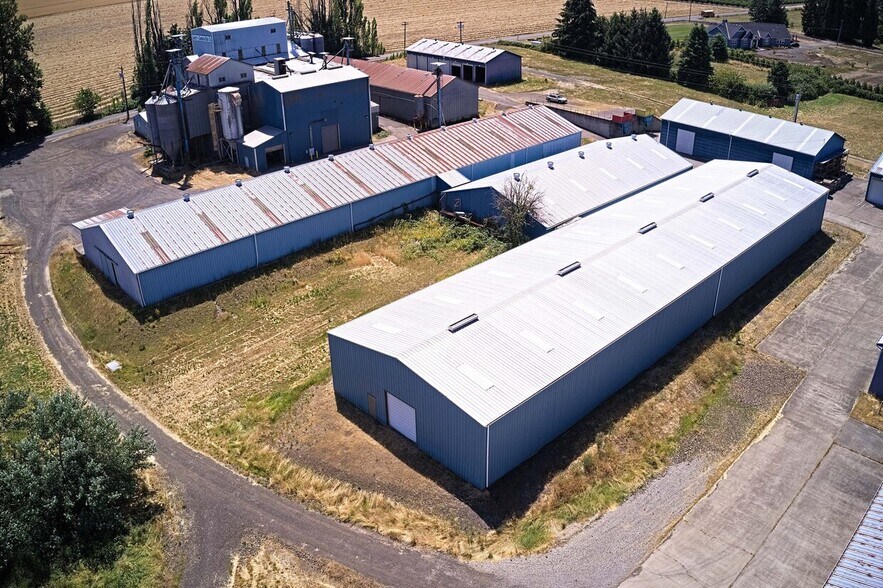 More Photos Of 31345 NW Beach Rd, Hillsboro Warehouse For Lease