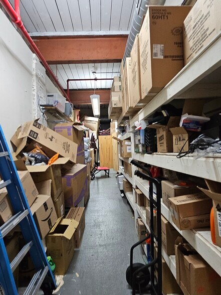 More Photos Of 20 Linden St, Allston Office For Lease