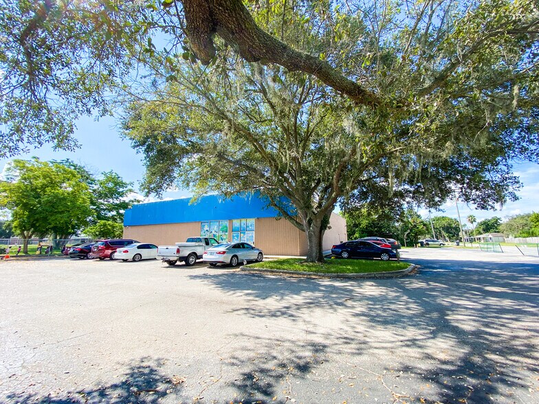 More Photos Of 2590 Havendale Blvd, Winter Haven Office For Sale