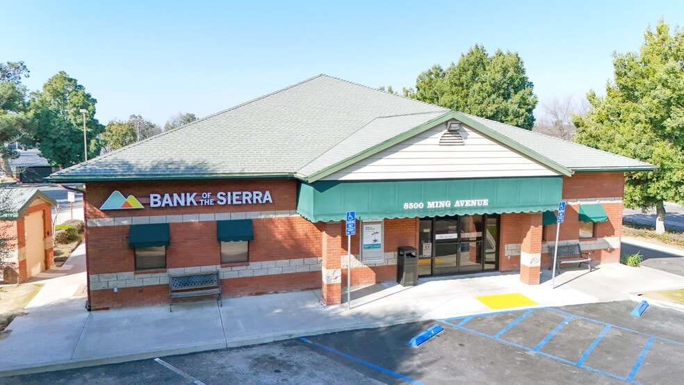 Primary Photo Of 8500 Ming Ave, Bakersfield Bank For Sale