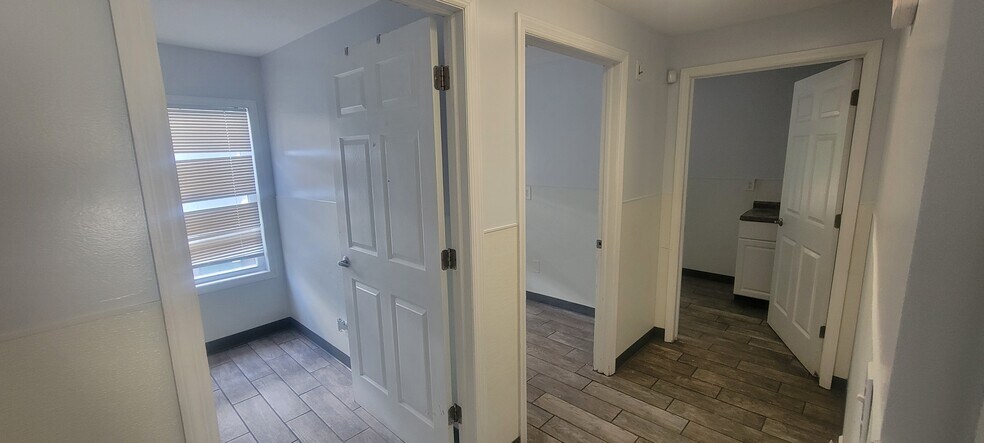 More Photos Of 725 N Wood Ave, Linden Office For Lease
