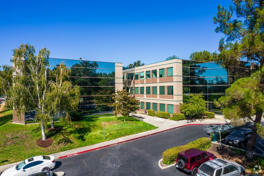 Primary Photo Of 111 Deerwood Rd, San Ramon Medical For Sale