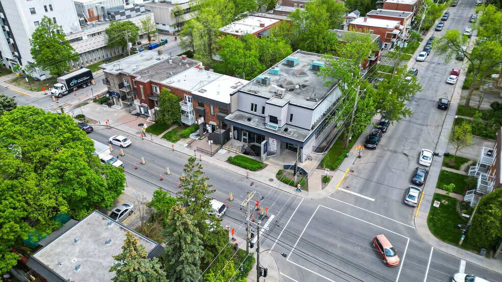 More Photos Of 2100-2106 Rue Fleury E, Montréal Storefront Retail Office For Sale