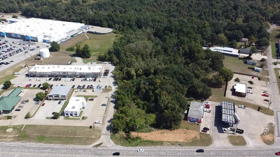 More Photos Of TBD S Main St, Lindale Land For Sale