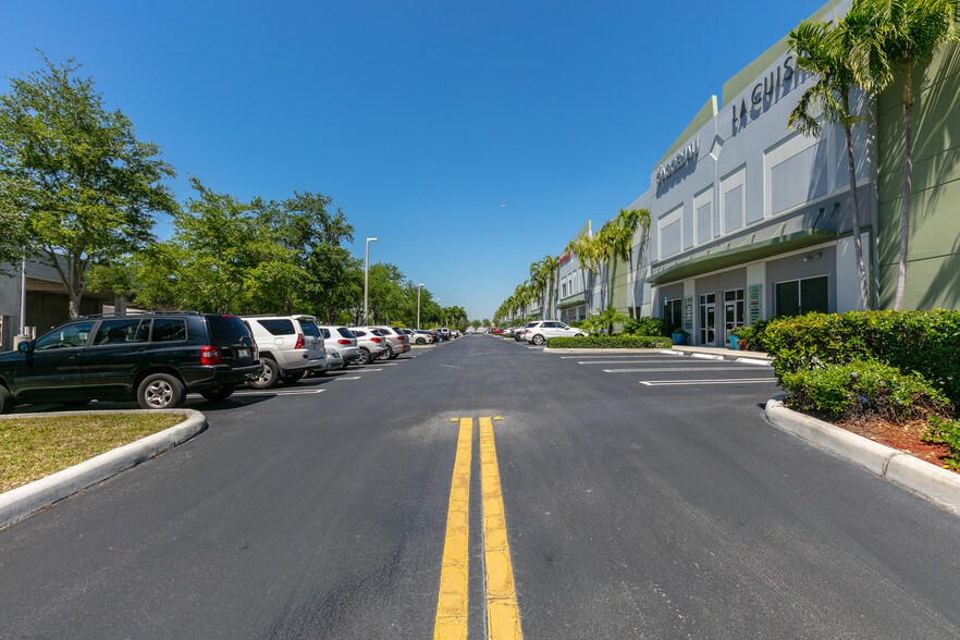 More Photos Of 2005-2185 NW 115th Ave, Miami Manufacturing For Lease