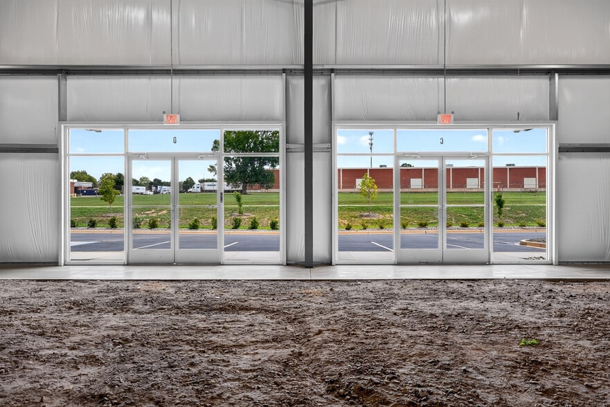More Photos Of 121 Osage dr, Greenville Warehouse For Sale
