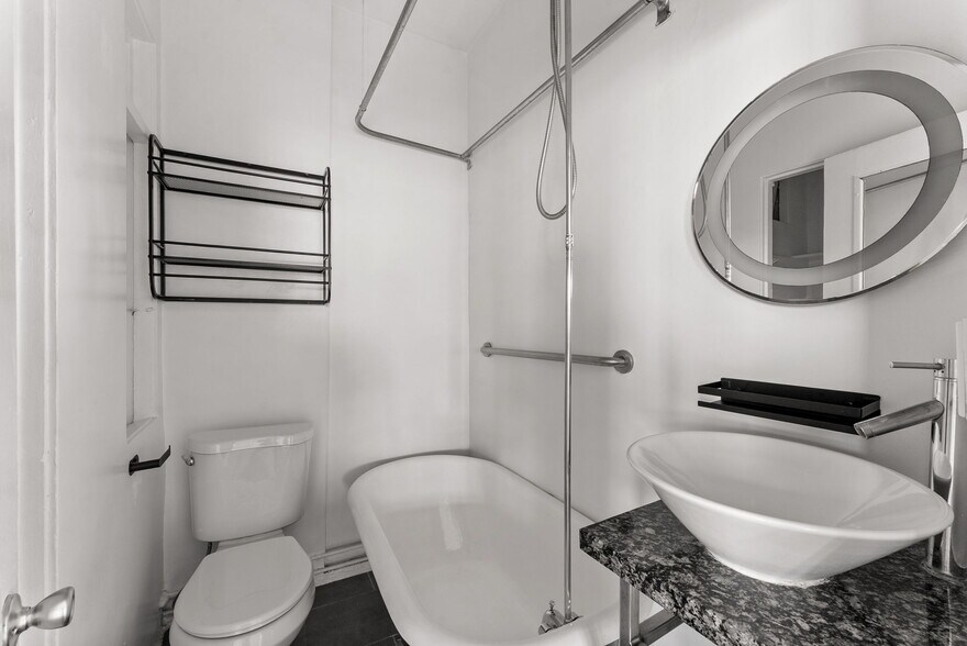 More Photos Of 1751 University Ave, San Diego Apartments For Sale