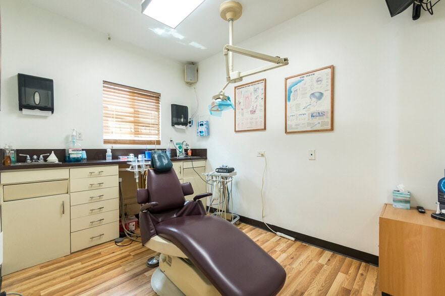 More Photos Of 3015 W 85th St, Inglewood Medical For Sale