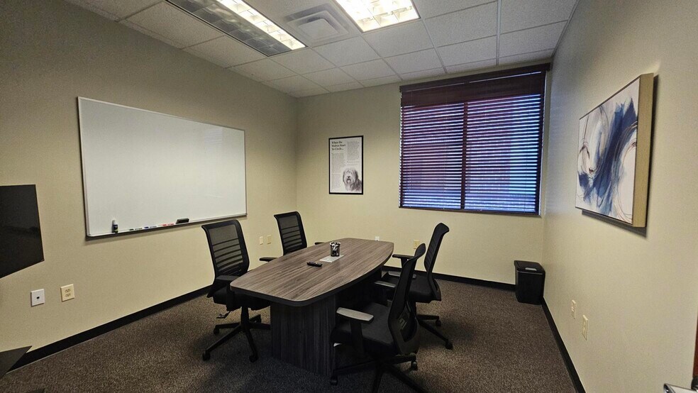 More Photos Of 3387-3395 Farm Bank Way, Grove City Medical For Lease