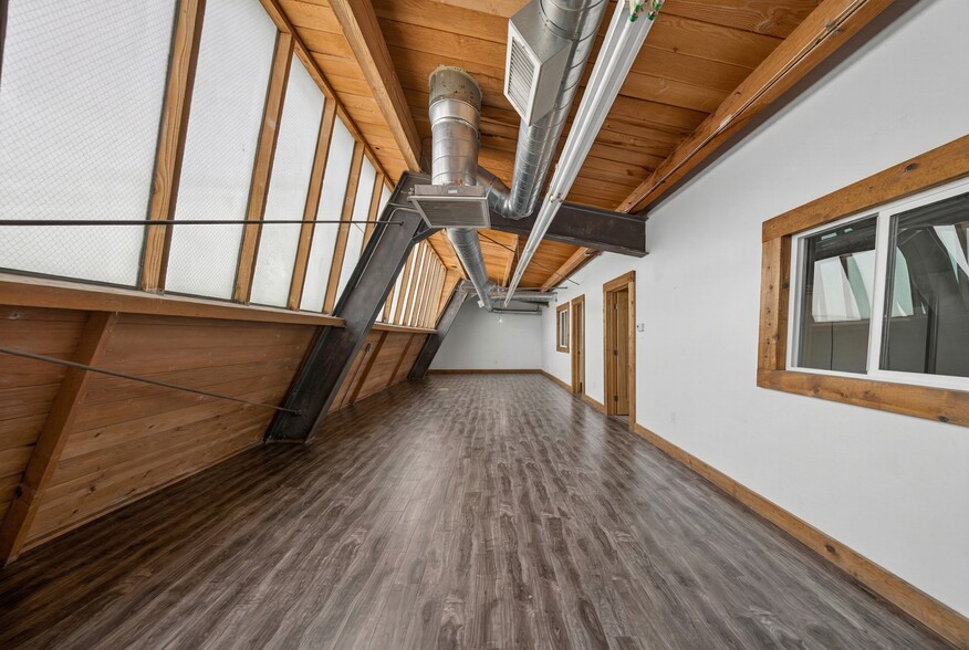 More Photos Of 5221 Pacific Blvd, Huntington Park Warehouse For Lease