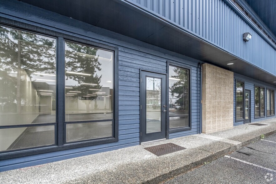 More Photos Of 12334 Northup Way, Bellevue Unknown For Sale