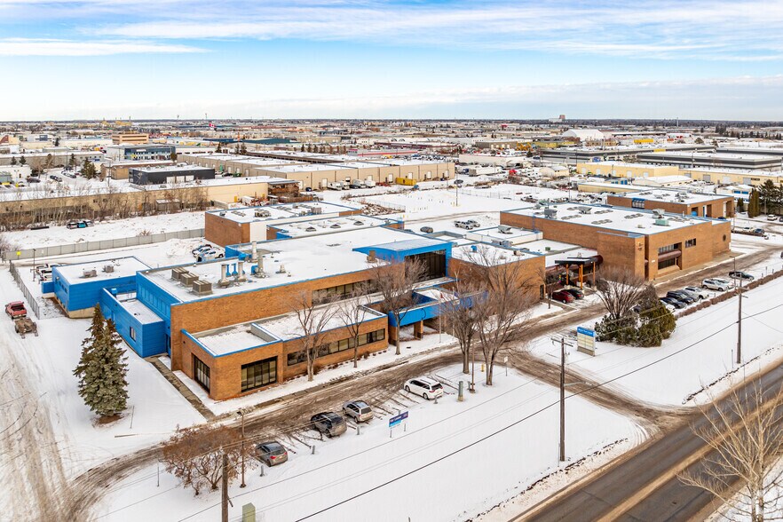 More Photos Of 15810 114th Ave NW, Edmonton Light Manufacturing For Lease