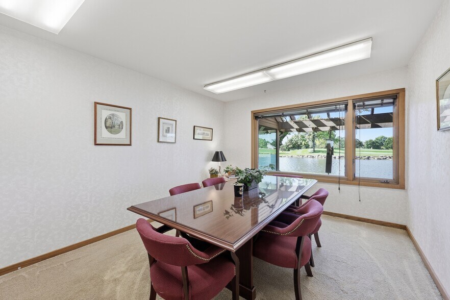 More Photos Of 6100 Memorial Dr, Dublin Medical For Sale