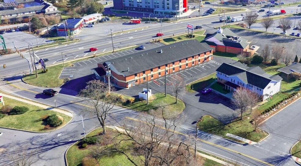 More Photos Of 2140 Lincoln Hwy E, Lancaster Hotel For Sale