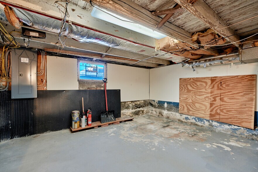 More Photos Of 508 Fairmount Ave, Towson Specialty For Sale