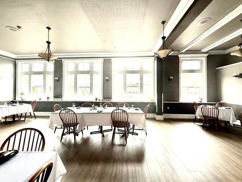 More Photos Of 62 Broadway, Bangor Hotel For Sale