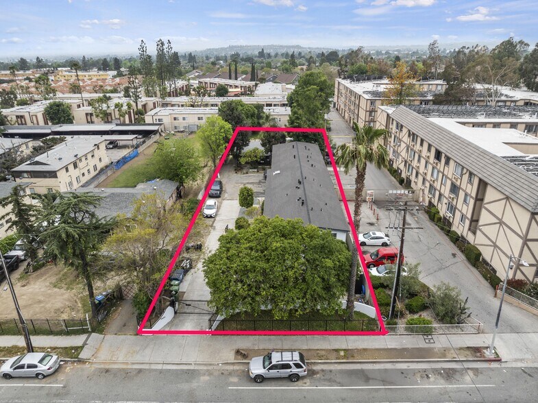 More Photos Of 14020-14022 Foothill Blvd, Sylmar Apartments For Sale