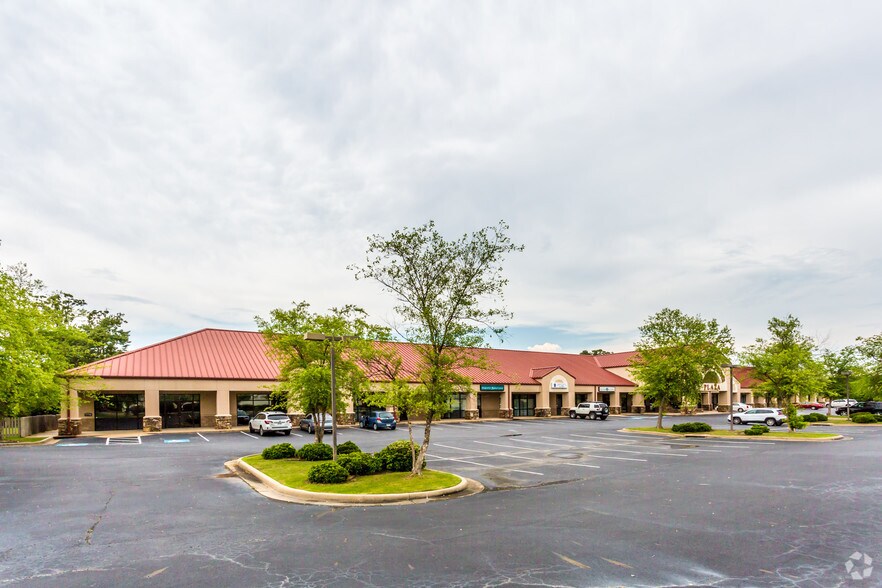 More Photos Of 2001 Club Manor Dr, Maumelle Unknown For Lease