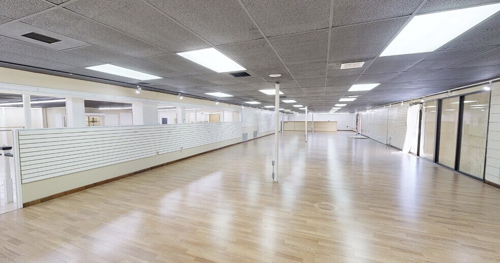 More Photos Of 2925 S Padre Island Dr, Corpus Christi Freestanding For Lease