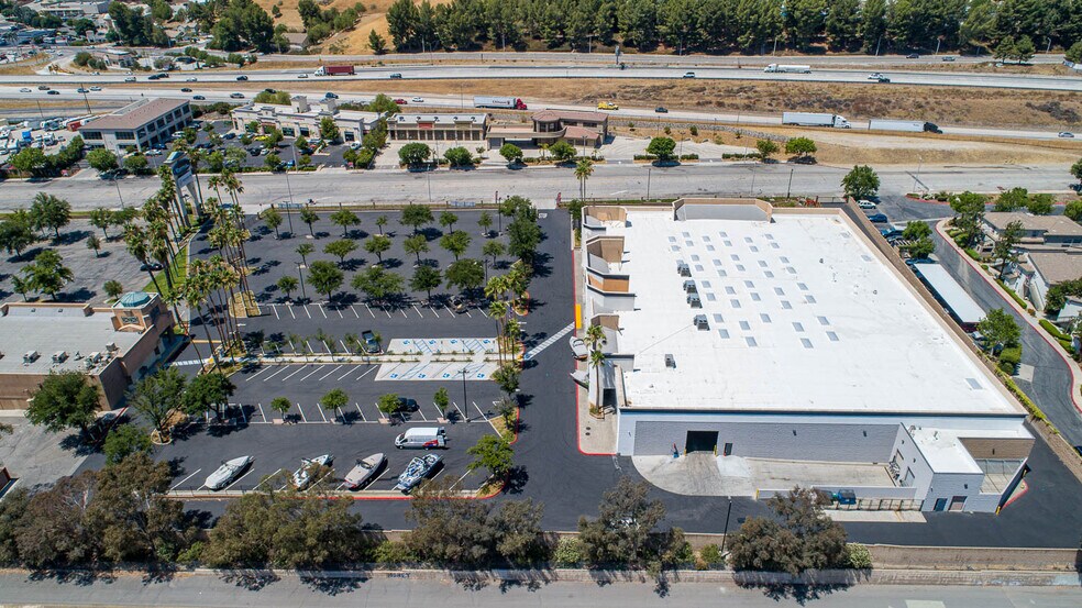 More Photos Of 31970 Castaic Rd, Castaic Freestanding For Sale