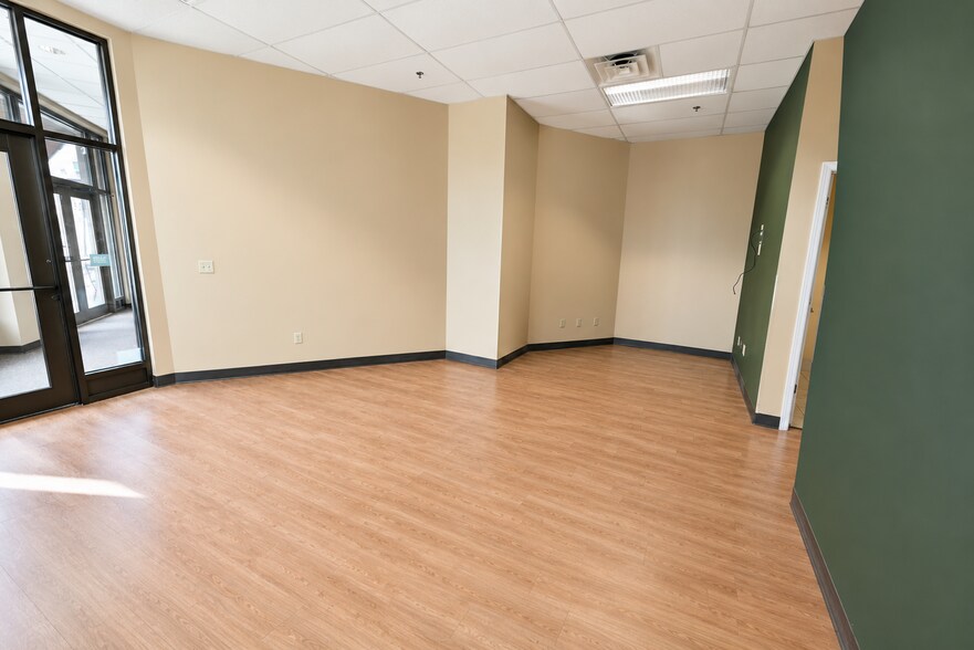 More Photos Of 351 E Main St, Sun Prairie Apartments For Lease