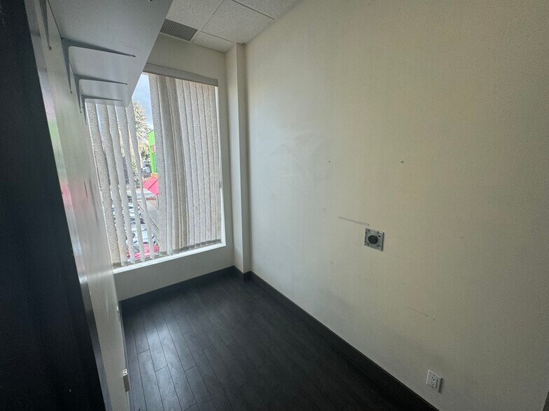 More Photos Of 4231 Hazelbridge Way, Richmond Storefront Retail Office For Sale