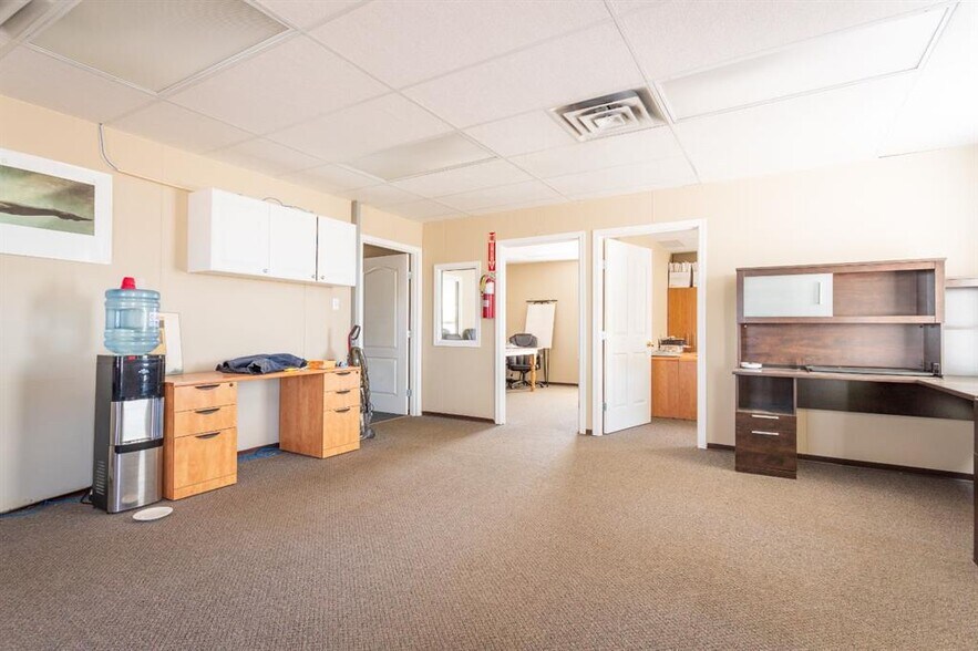 More Photos Of 310 Williams Industrial Dr, Neilburg Industrial For Sale