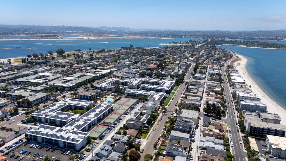 More Photos Of 3917 Haines St, San Diego Multifamily For Sale