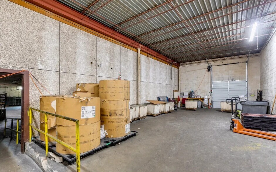 More Photos Of 215 N Bell Ave, Shawnee Light Manufacturing For Lease