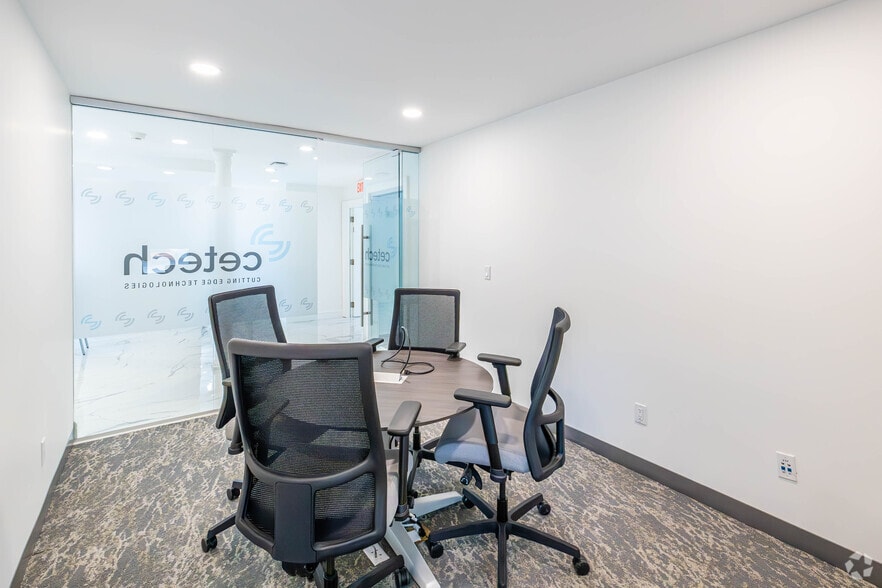 More Photos Of 682 US-202, Bridgewater Office For Sale