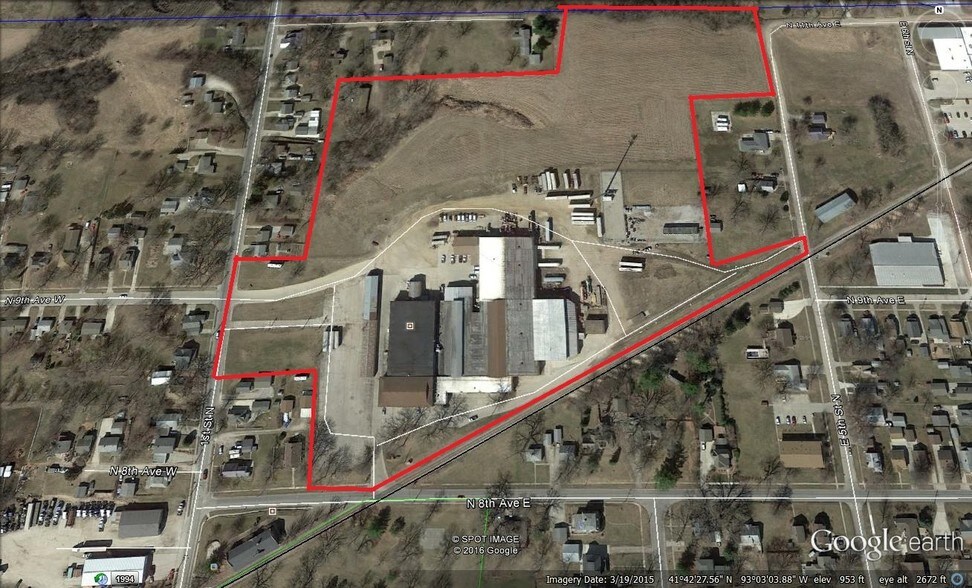 More Photos Of 200 N 8th Ave E, Newton Warehouse For Sale