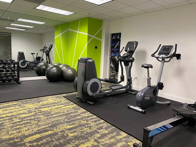 More Photos Of 5101 E La Palma Ave, Anaheim Office For Lease