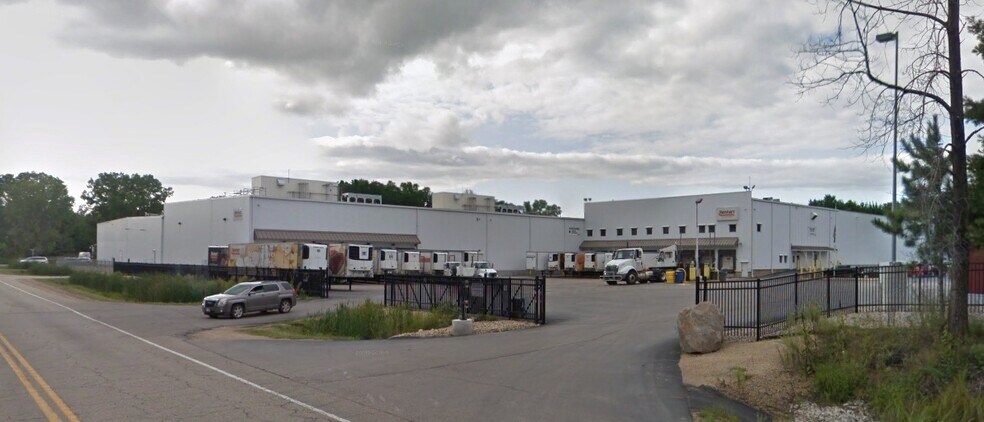 More Photos Of 2655 E Richmond St, Shawano Warehouse For Lease