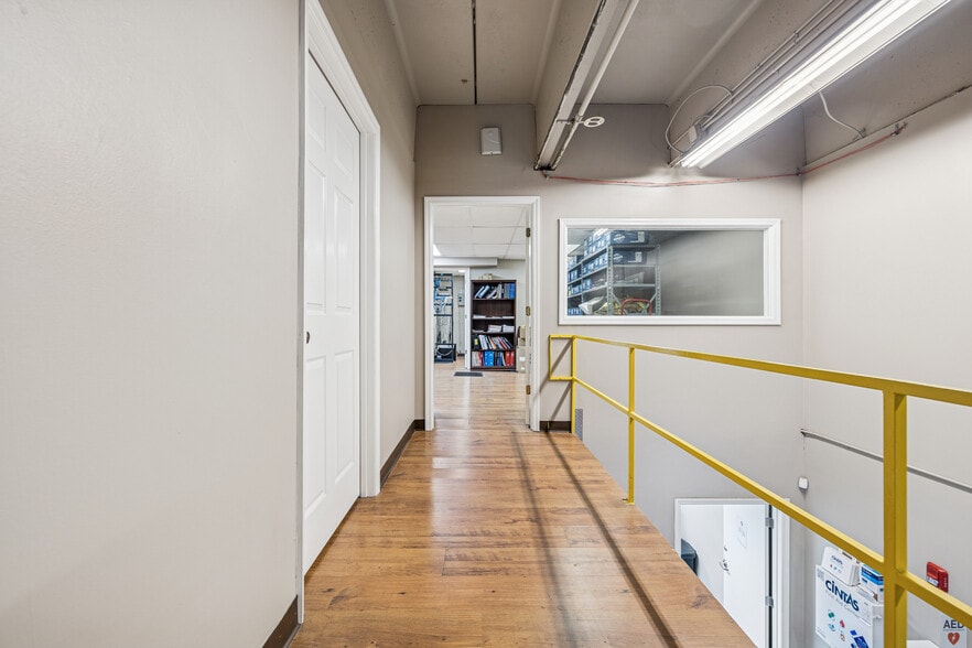 More Photos Of 3502 Dickerson Pike, Nashville Flex For Sale