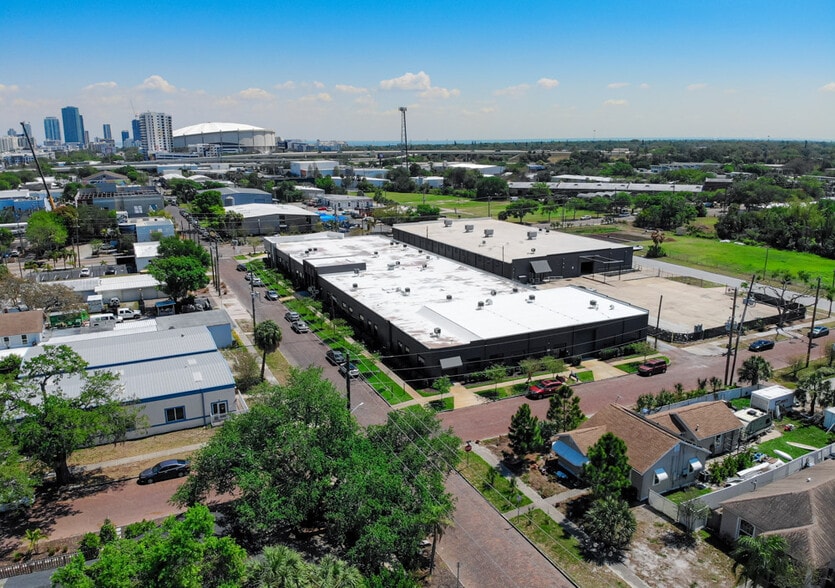 Primary Photo Of 2233 3rd Ave S, Saint Petersburg Warehouse For Lease