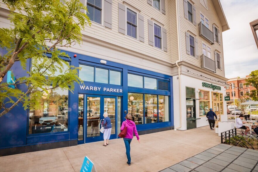 More Photos Of 102 Heights Rd, Darien Apartments For Lease