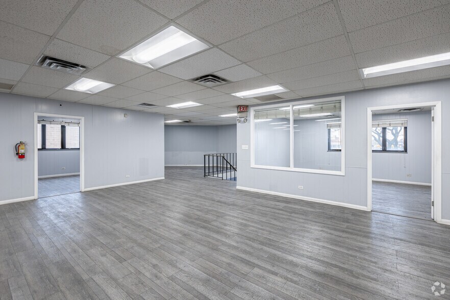 More Photos Of 1657 N Kostner Ave, Chicago Warehouse For Lease