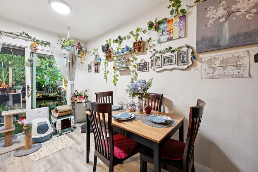 More Photos Of 263 La Pala Dr, San Jose Apartments For Sale