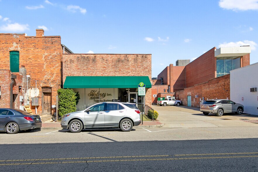 More Photos Of 127 Hay St, Fayetteville General Retail For Sale