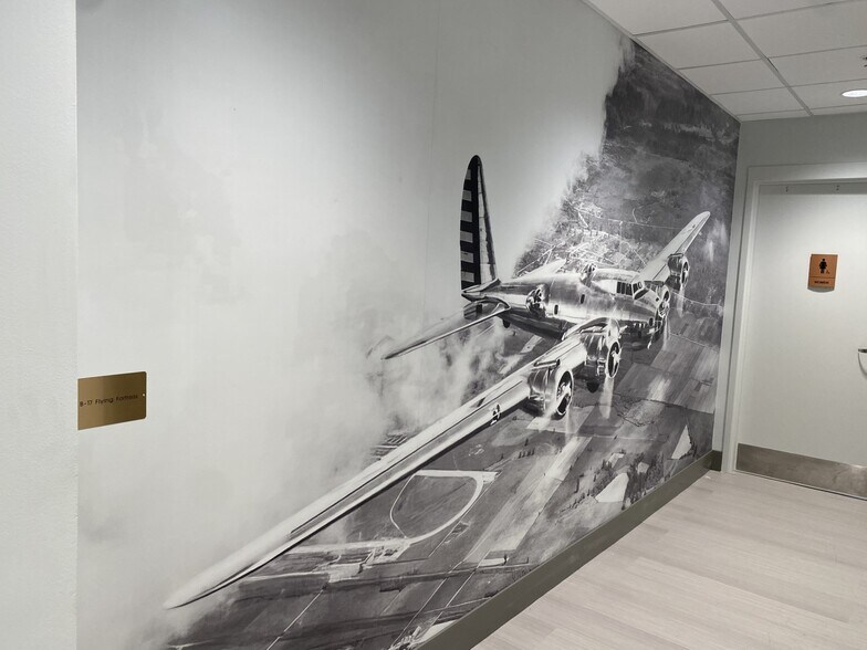 More Photos Of 125 Rampart Way, Denver Unknown For Lease