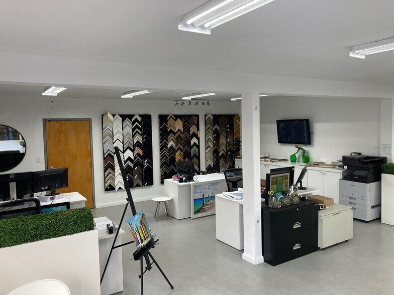 More Photos Of 205-279 Goolsby Blvd, Deerfield Beach Coworking Space