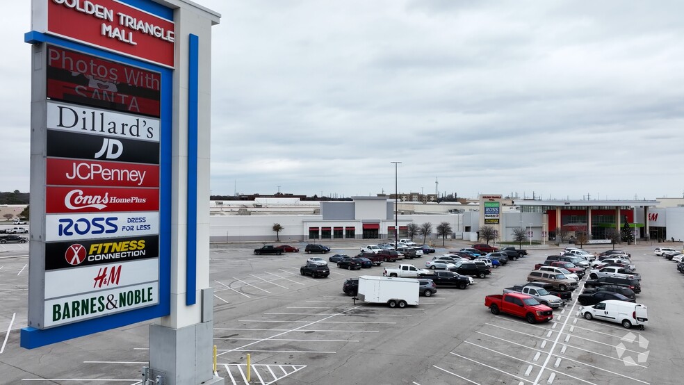 Primary Photo Of 2201 S Interstate 35 E, Denton Department Store For Lease