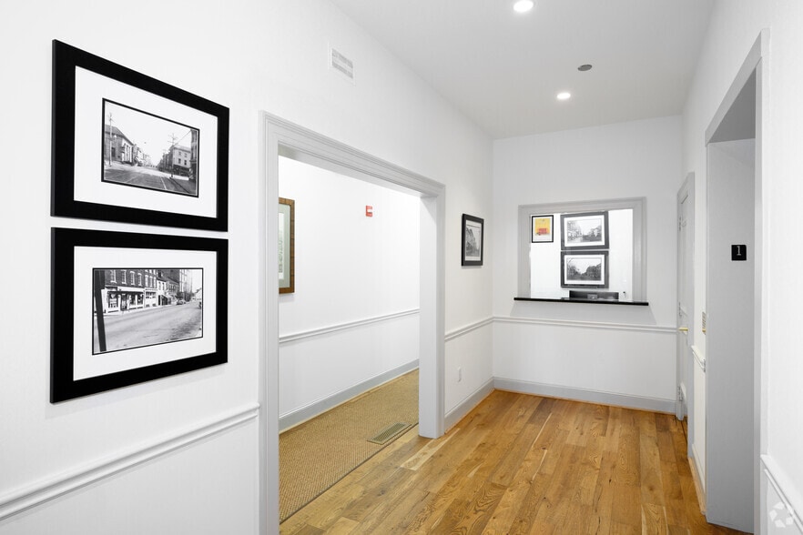 More Photos Of 600 Cameron St, Alexandria Office For Lease