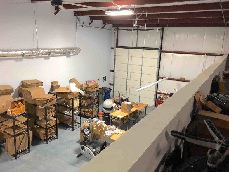 More Photos Of 124 Rose Ln, Frisco Warehouse For Sale