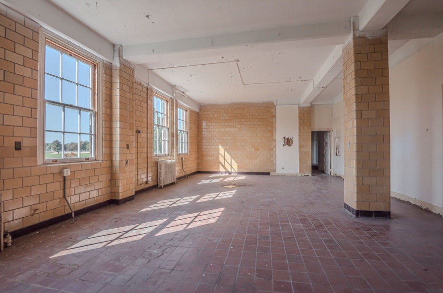 More Photos Of 232 Colter Rd, Delaware City Office For Sale