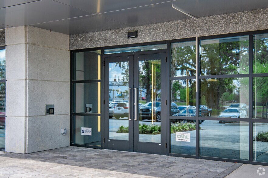 More Photos Of 4401 Leeds Ave, North Charleston Office For Lease