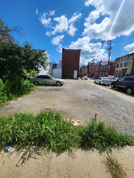 More Photos Of 1600 Bingham St, Pittsburgh Bar For Sale