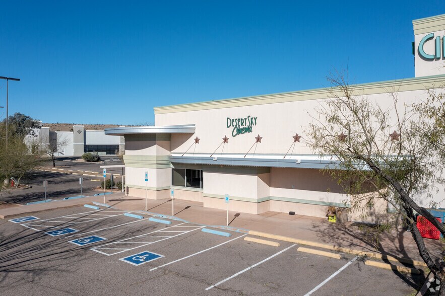 More Photos Of 70 W Duval Mine Rd, Sahuarita Movie Theatre For Sale